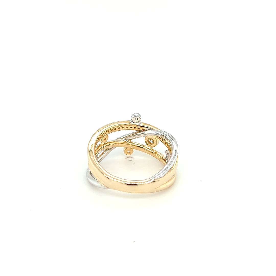 YELLOW AND WHITE GOLD DIAMOND RING