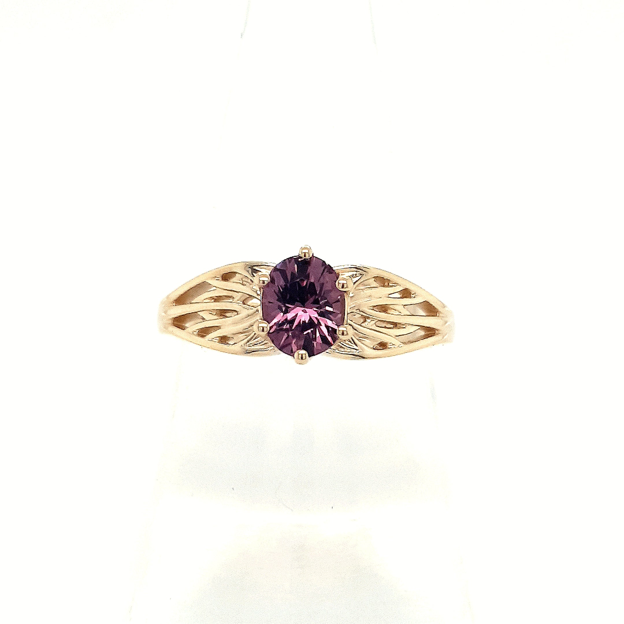 PURPLE SPINEL RING