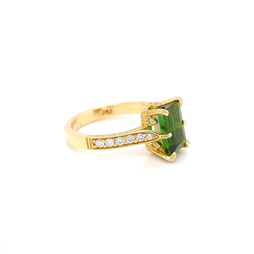 CHROME GREEN TOURMALINE AND DIAMOND RING