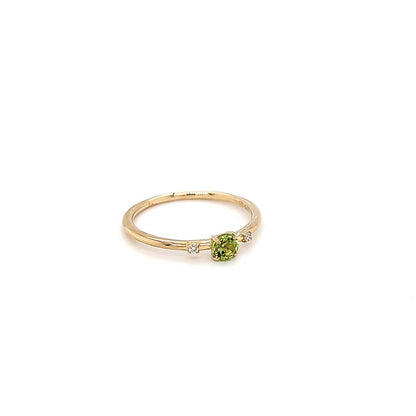 PERIDOT & DIAMOND RING