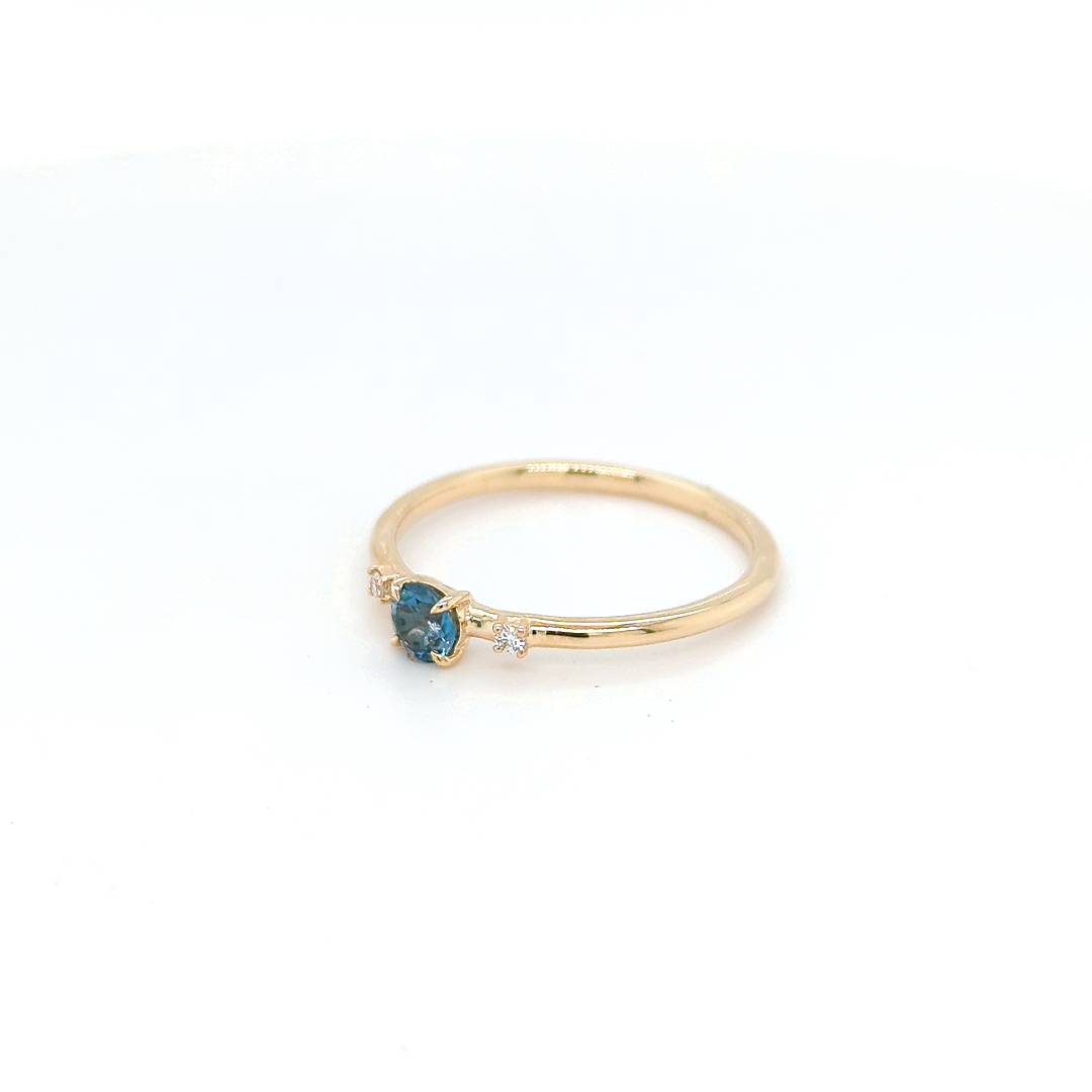 LONDON BLUE TOPAZ & DIAMOND RING