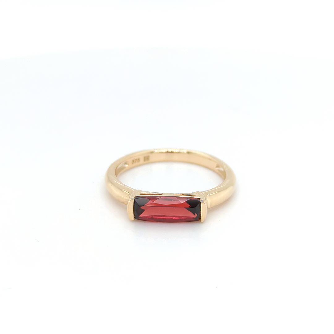 CUSHION CUT GARNET RING