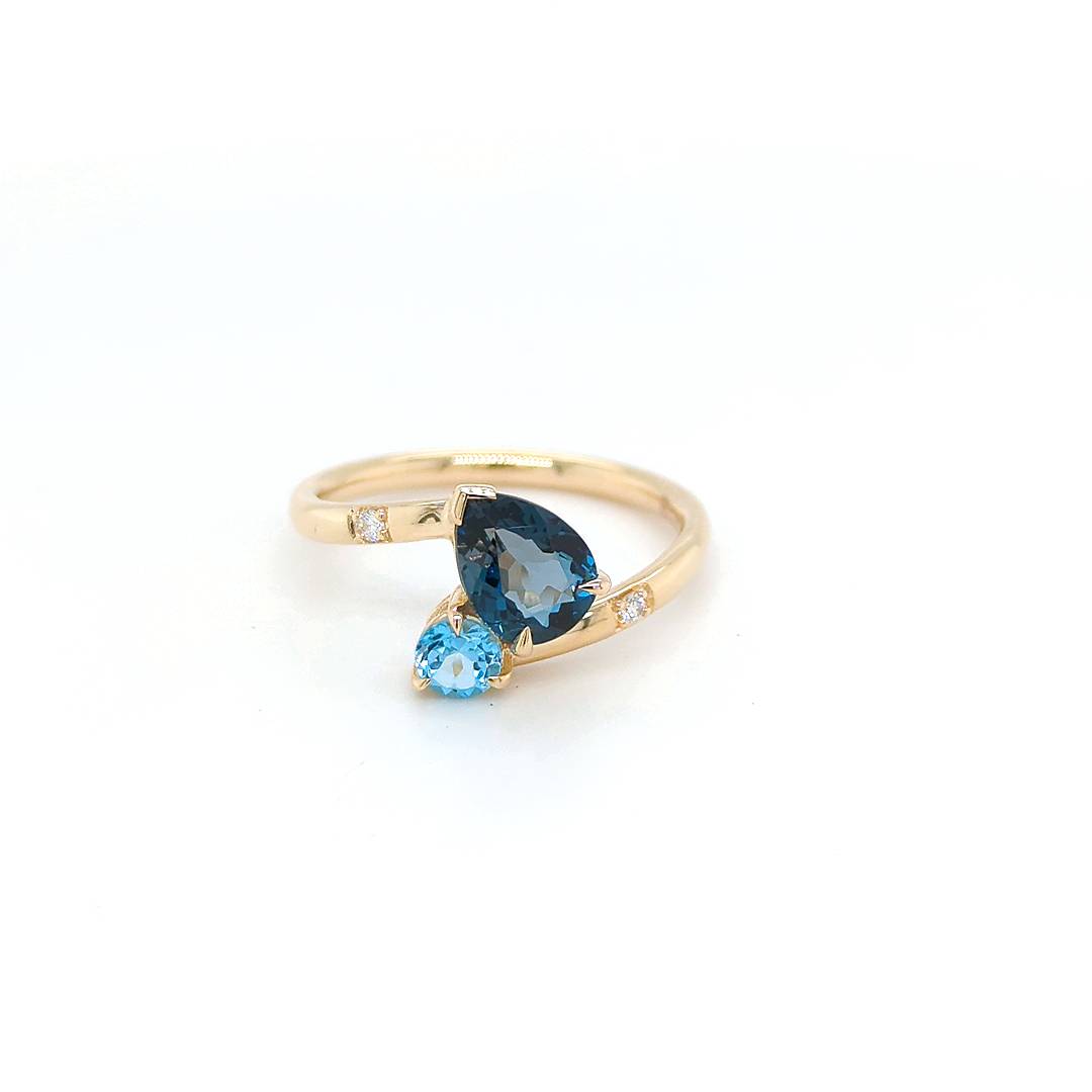 LONDON BLUE TOPAZ, BLUE TOPAZ & DIAMOND RING