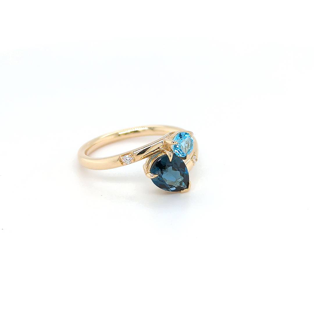 LONDON BLUE TOPAZ, BLUE TOPAZ & DIAMOND RING