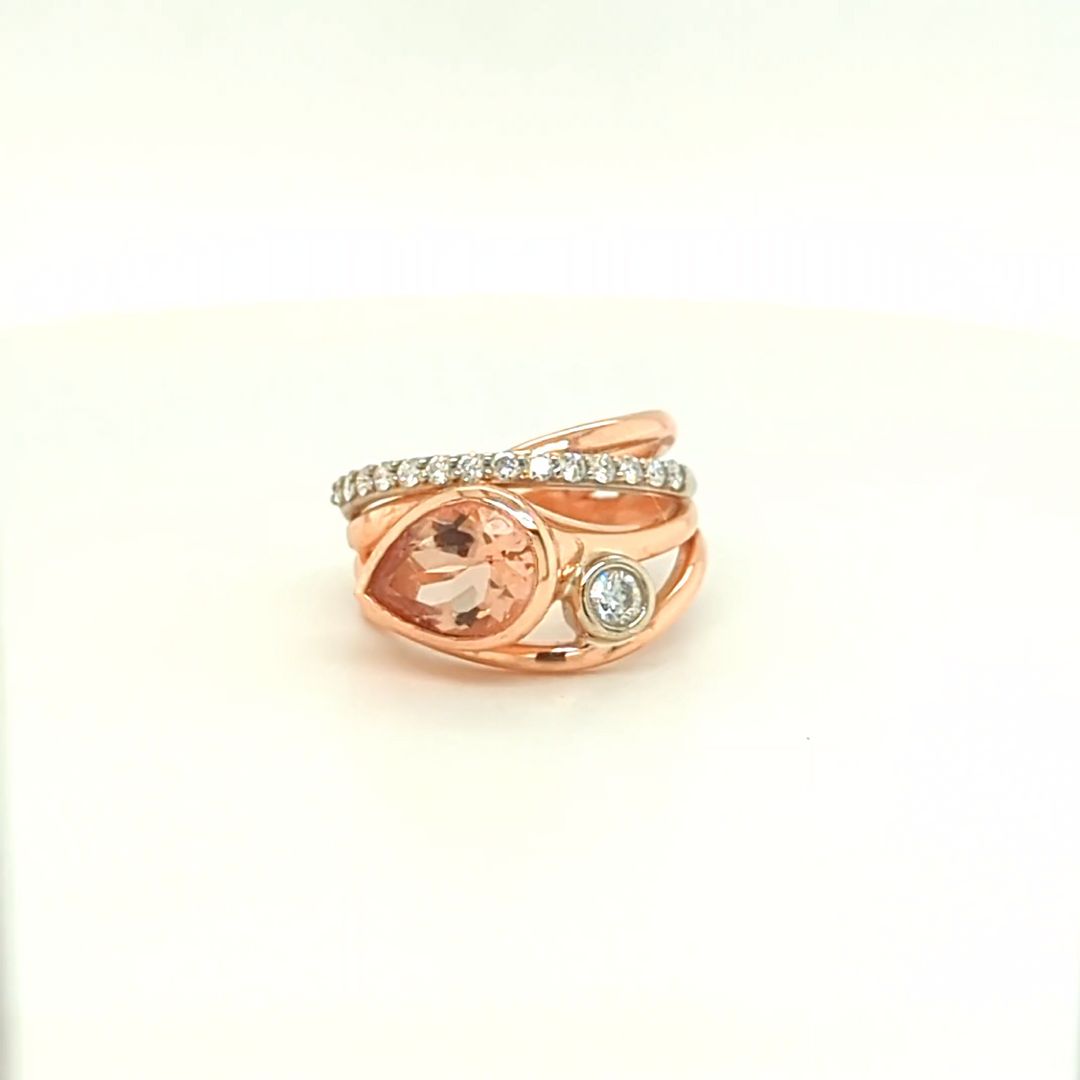 MORGANITE & DIAMOND RING