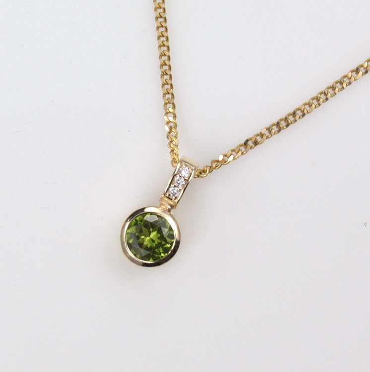 PERIDOT AND DIAMOND PENDANT