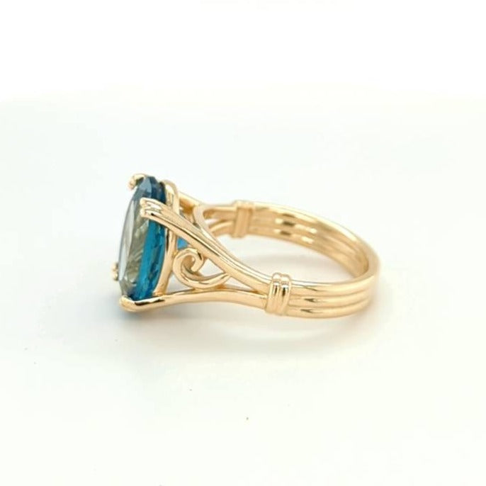 LONDON BLUE TOPAZ RING