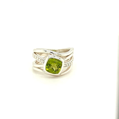 PERIDOT RING