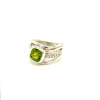 PERIDOT RING