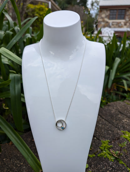 CIRCLE PENDANT