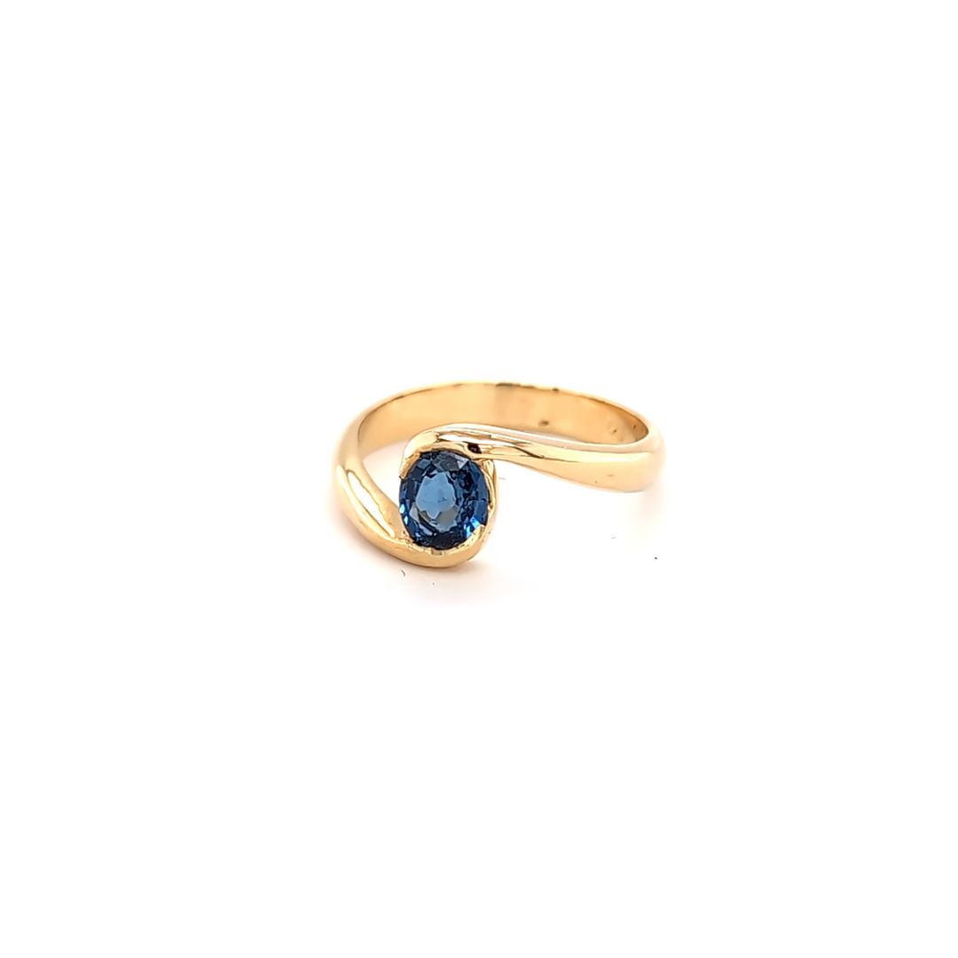 SAPPHIRE RING