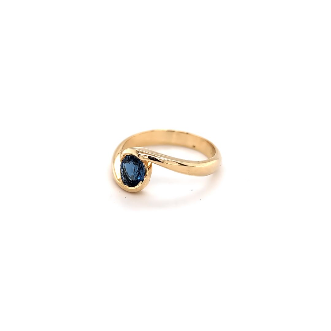 SAPPHIRE RING