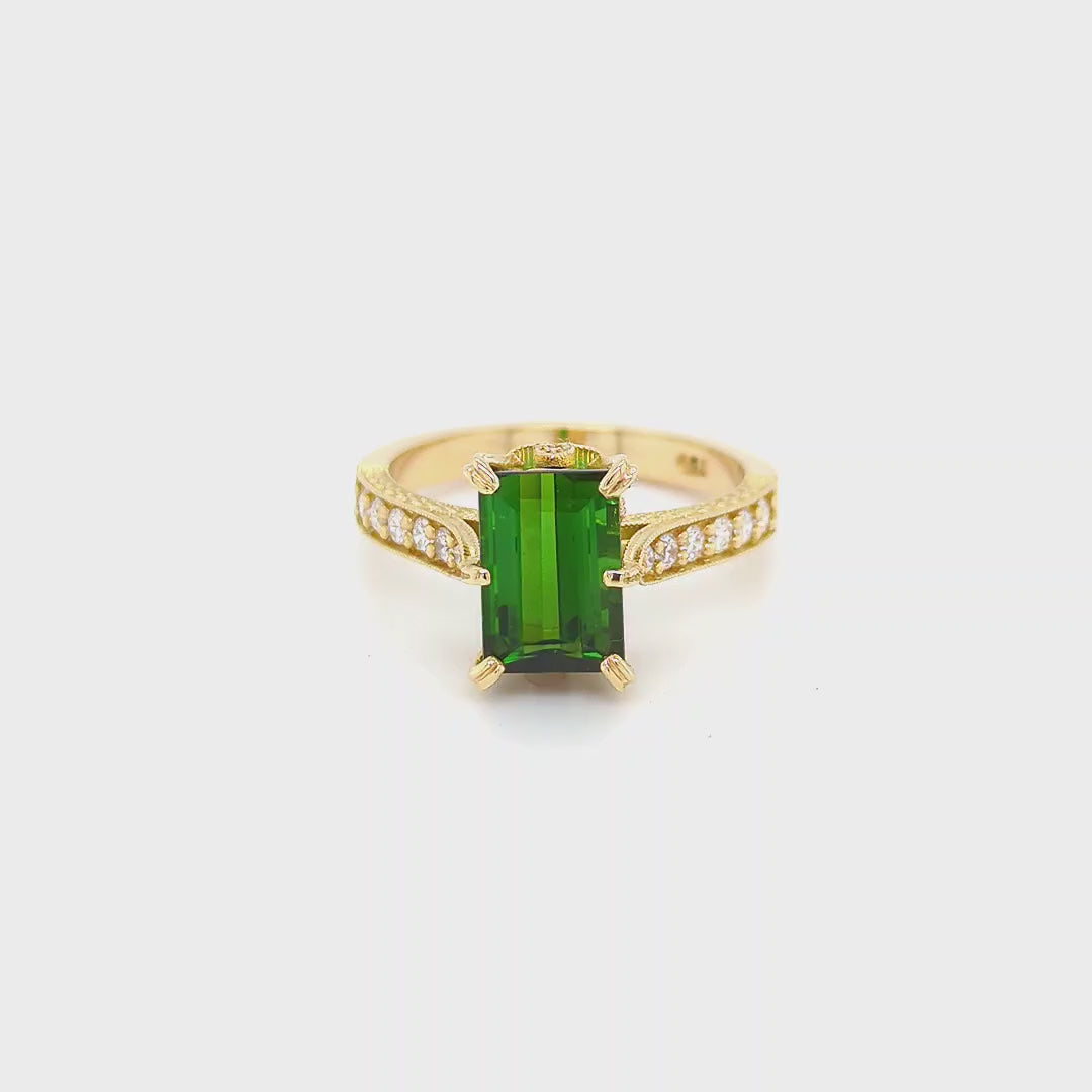 Load video: CHROME GREEN TOURMALINE AND DIAMOND RING. Custom jewellery Sunshine Coast &amp; Australia 