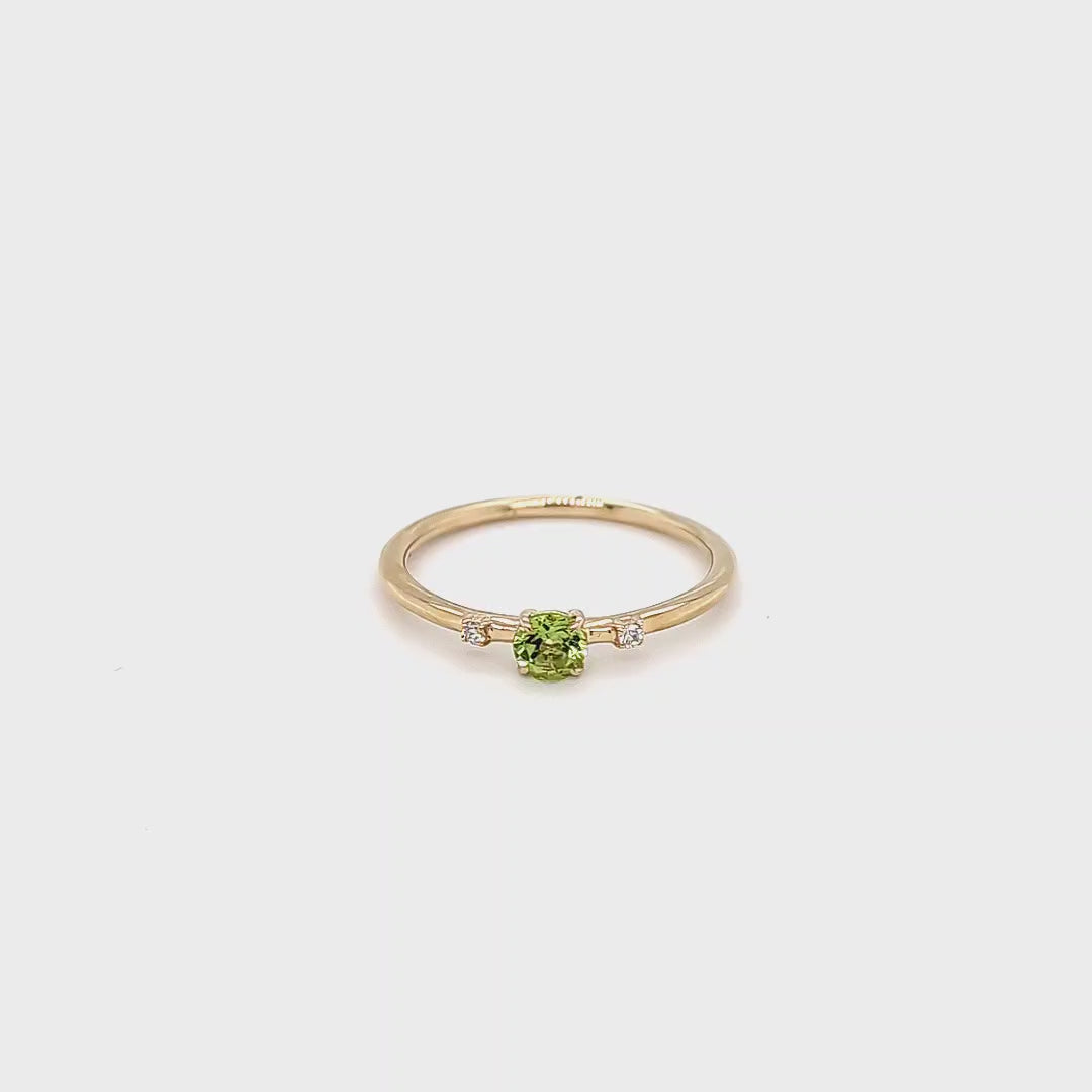 Load video: PERIDOT &amp; DIAMOND RING