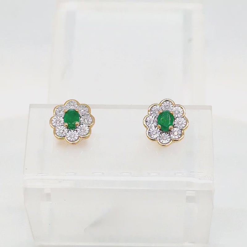 EMERALD AND DIAMOND EARRINGS